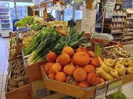 454-biocoop-au-ptit-bionheur-rive-de-gier-magasin-bio-fruit-legume-agrume-poireau-saison.webp