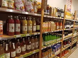 454-biocoop-au-ptit-bionheur-rive-de-gier-magasin-bio-jus-fruit-boisson-sans-alcool-frais.webp